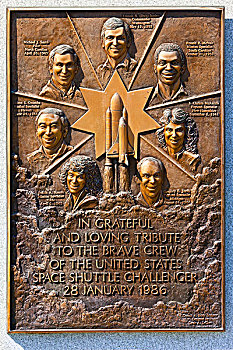 青铜,牌匾,宇航员,航天飞机,挑战者号,灾难,阿灵顿国家公墓,靠近,华盛顿特区,美国
