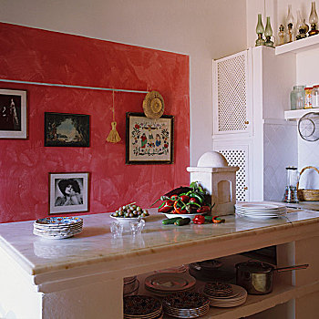 大理石,表面,白石,厨房操作台,正面,红墙