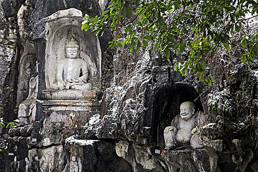 杭州,西湖,建筑,灵隐寺,寺庙,雪,宗教,佛教,僧人,塑像,信仰,文化,旅游,飞来峰