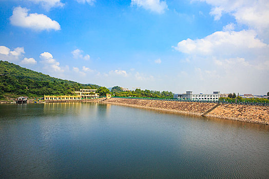 横街镇,藤岭水库