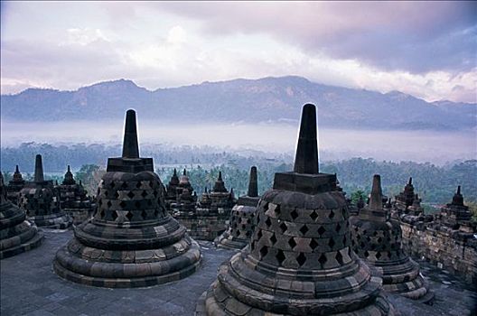 浮罗佛屠,印度尼西亚