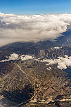 航拍高原山川雪山