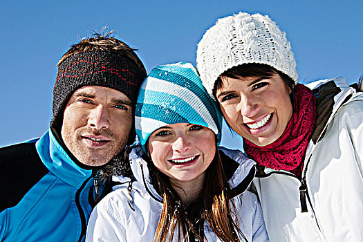 伴侣,女儿,滑雪,穿戴,看镜头,微笑