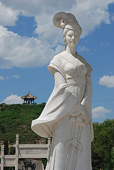 内蒙古王昭君墓塑像
