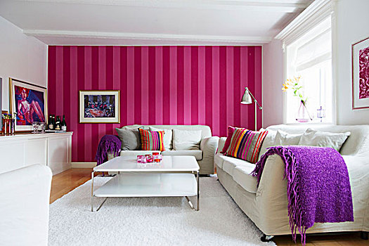 斯堪的纳维亚,客厅,白色,家具,红色,粉色,条纹,壁纸