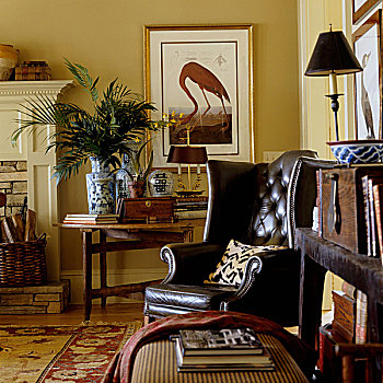 深棕色,皮制扶手椅,角,传统,客厅