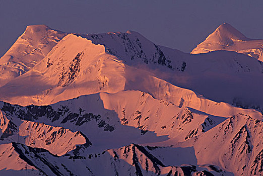 美国,阿拉斯加,德纳里峰国家公园,早晨,日出,阿拉斯加山脉,顶峰