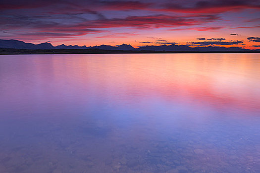全景,湖,瓦特顿湖国家公园,艾伯塔省,加拿大