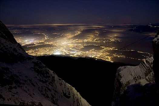 卢塞恩市,夜晚,冬天,皮拉图斯,山脉,瑞士