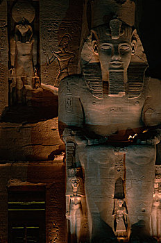 埃及,阿布辛贝尔神庙,特写,庙宇,巨大,塑像,拉美西斯二世,穿,一对,皇冠,埃及新王国