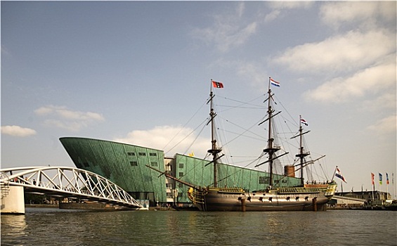 荷兰,高桅横帆船