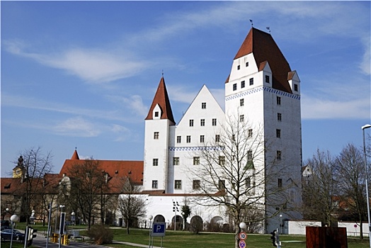 因格尔斯塔德特,城堡