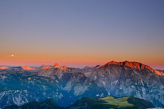 日出,瓦茨曼山,右边,左边,贝希特斯加登阿尔卑斯山,巴伐利亚,德国,欧洲