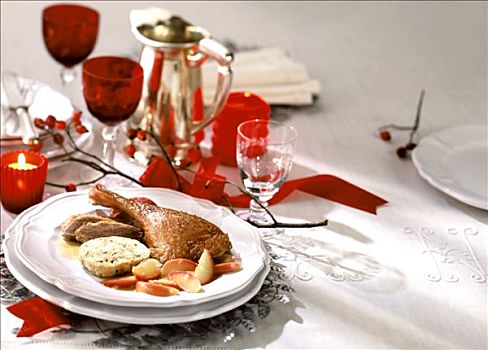 烤鸭,餐巾,饺子,圣诞桌