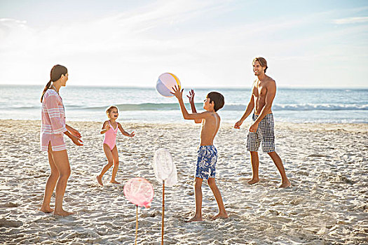 家庭,玩,海滩