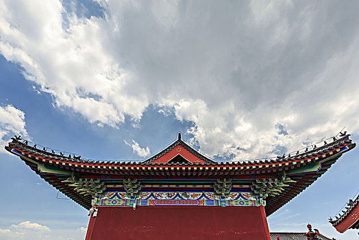 茱萸峰山顶寺庙风景