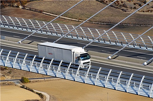 高速公路,高架桥