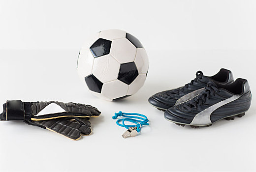 特写,足球,手套,哨,靴子