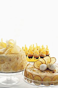 菠萝蛋糕,西番莲果,芝士蛋糕,柠檬,杯形蛋糕