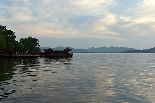 杭州西湖的观景台