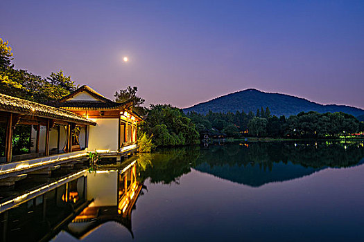 杭州浴鹄湾夜景