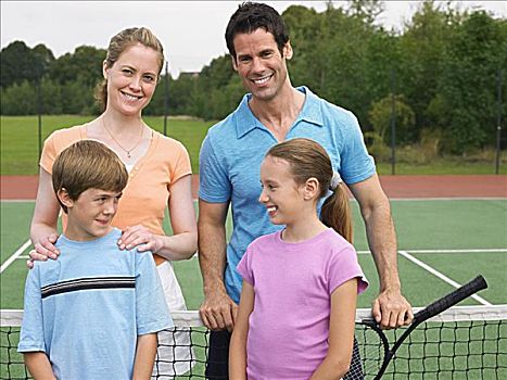 家庭,网球场