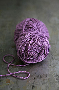 球,紫色,毛织品