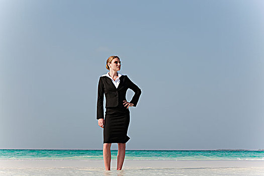 职业女性,站立,热带沙滩