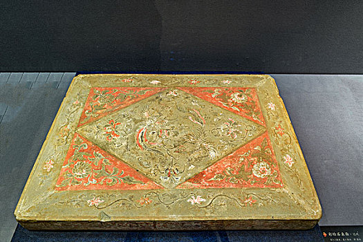 契丹文物展彩绘石桌面
