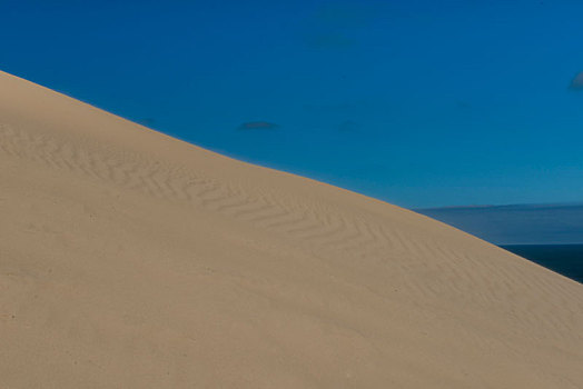 沙丘,蓝天