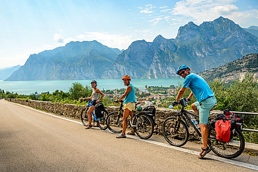 骑车,欧洲,自行车,旅游,高山,穿过,风景,加尔达湖,特兰迪诺,意大利