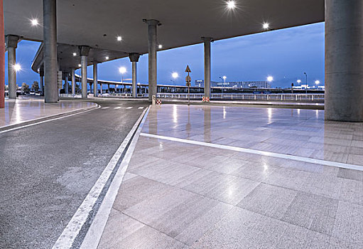 首都机场t3航站楼地面停车场与道路交通