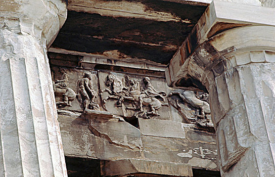 帕台农神庙,檐壁