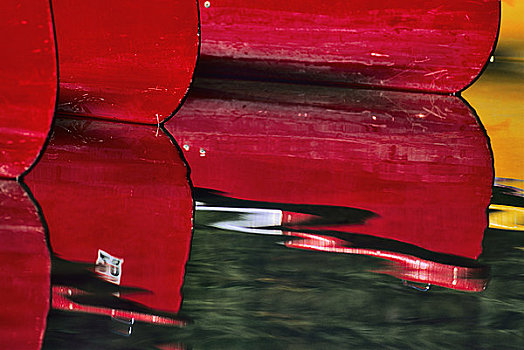 反射,独木舟,水中,冰碛湖,十峰谷,班芙国家公园,艾伯塔省,加拿大