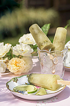 柠檬,冰棍,花园桌