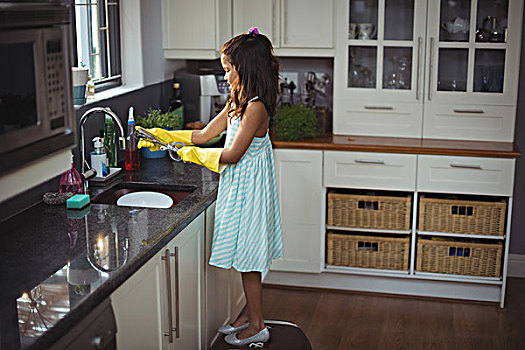 可爱,小女孩,洗,器具,厨房,水槽,在家