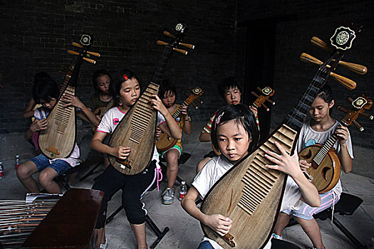 学童,演奏音乐,传统,中国人,音乐,学校,广州,中国,十月,2009年