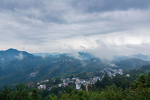 云雾坡山