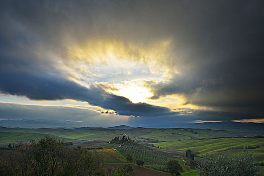 乡村,农舍,雷雨天气,圣奎里克,锡耶纳省,托斯卡纳,意大利