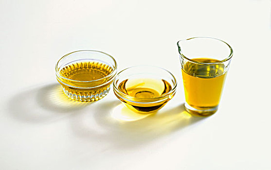 橄榄油,玻璃,两个,小碗
