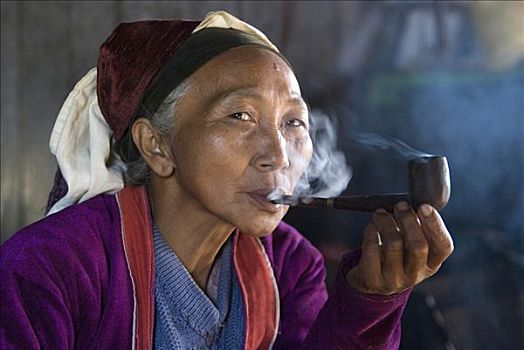缅甸,烟斗