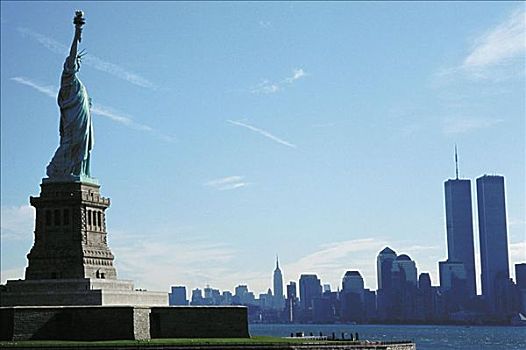 自由女神像,曼哈顿