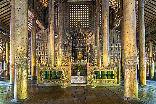 室内,金色宫殿柚木寺,庙宇,曼德勒,缅甸