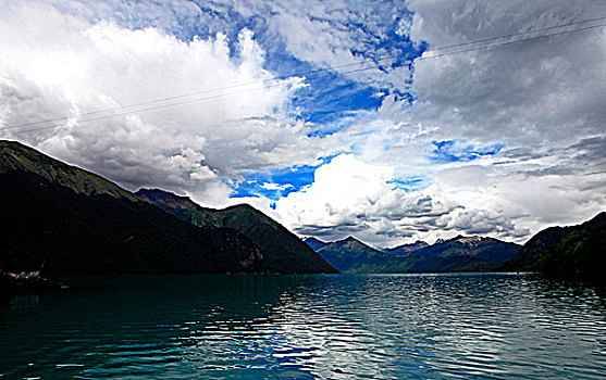 西藏风光高原湖泊