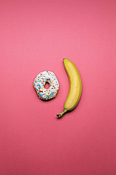 甜甜圈,香蕉,粉色背景