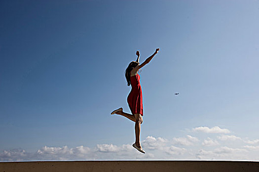 女孩,红裙,跳跃,向上