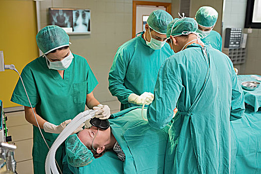 病人,躺着,手术台,靠近,外科,手术室