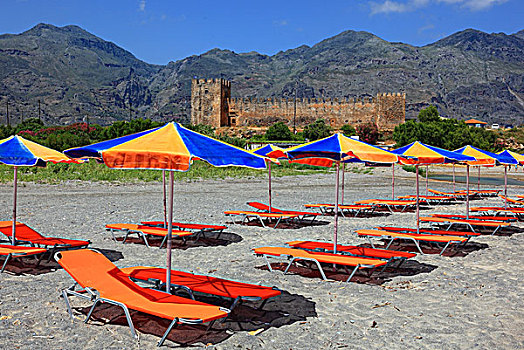 彩色,沙滩椅,伞,正面,城堡,克里特岛,希腊,欧洲