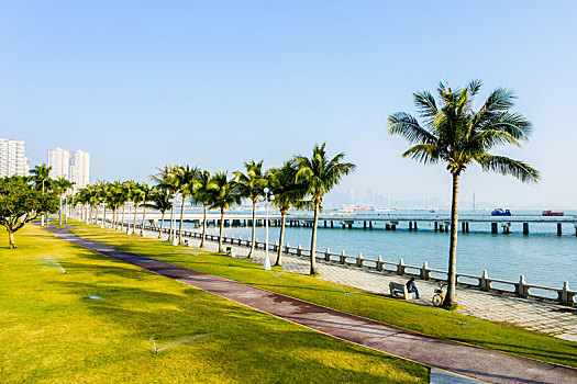 航拍广东珠海香洲区情侣中路附近城市街景