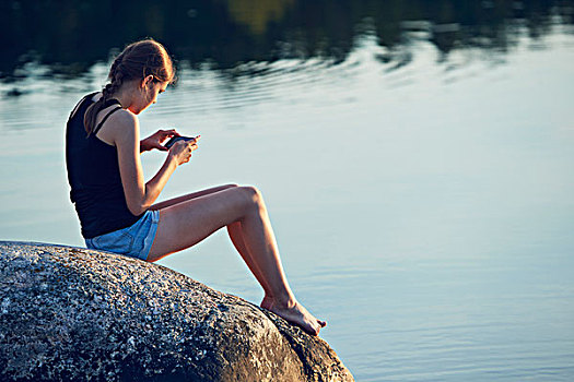 少女,坐,手机,湖
